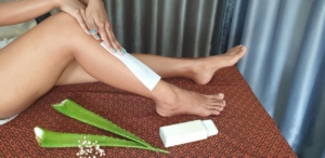 waXING LEGS